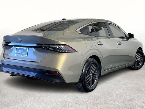 New 2026 Nissan Sentra SV w/ SV Convenience Package image 40