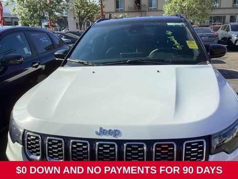 Used 2025 Jeep Compass Limited AWD/4WD image 3