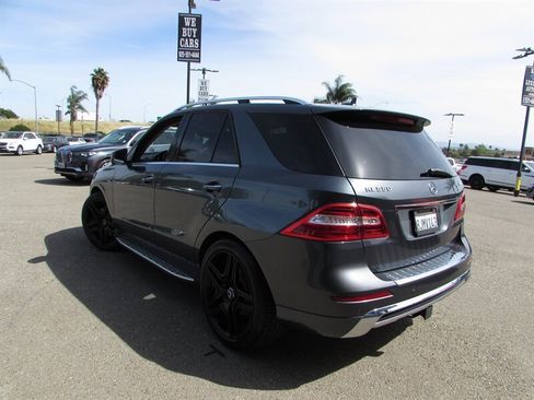 Used 2014 Mercedes-Benz ML 550 4MATIC image 3