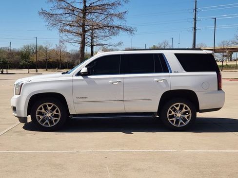 Used 2019 GMC Yukon SLT image 4