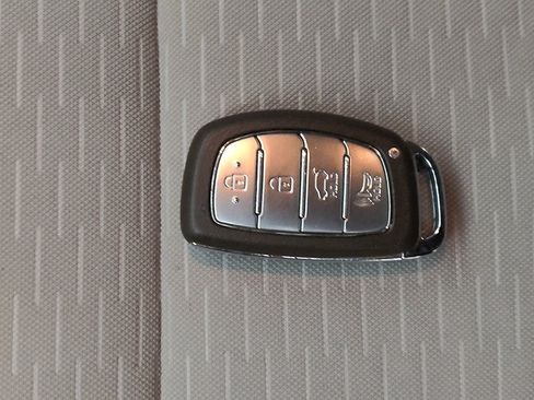 Used 2019 Hyundai Tucson Value AWD/4WD image 32