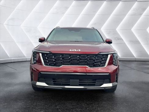Used 2025 Kia Sorento S image 8