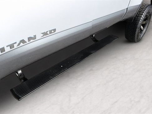 Used 2017 Nissan Titan PRO-4X image 13