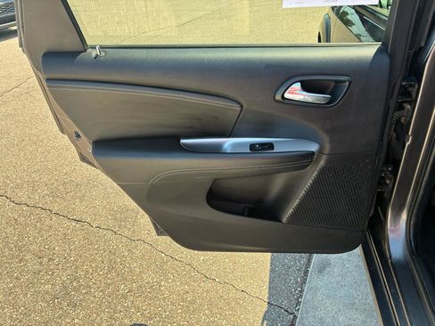 Used 2017 Dodge Journey GT w/ Flexible Seating Group AWD/4WD image 13