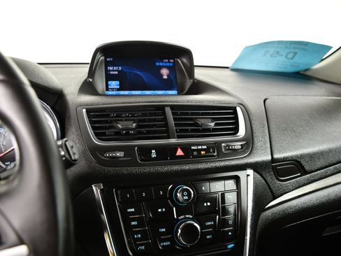 Used 2016 Buick Encore Convenience AWD/4WD image 25