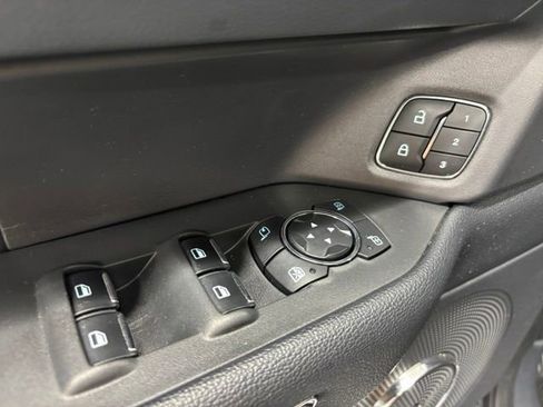 Used 2024 Ford Expedition Limited AWD/4WD image 6