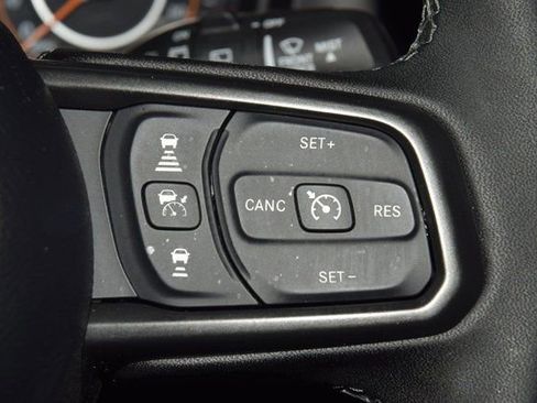 Used 2025 Jeep Wrangler Rubicon w/ XTREMEE 35" Tire Package image 38