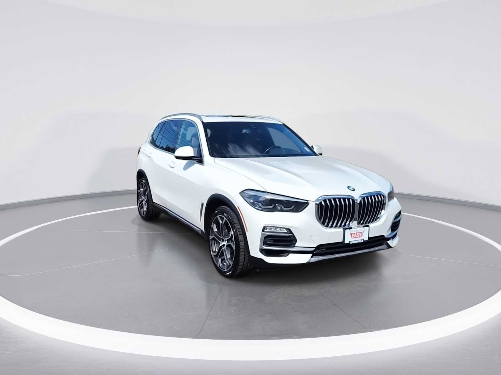 Used 2019 BMW X5 xDrive40i w/ Premium Package 2 AWD/4WD image 2