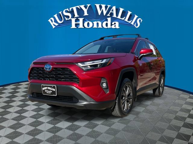 Used 2024 Toyota RAV4 XLE Premium AWD/4WD image 3