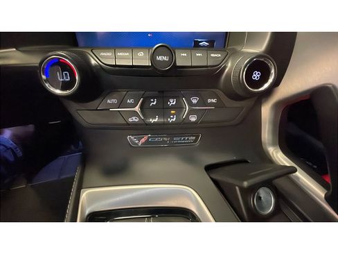 Used 2018 Chevrolet Corvette Stingray Convertible w/ 1LT image 13