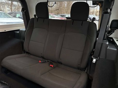 Used 2023 Jeep Wrangler Sport S image 13