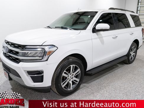 Used 2024 Ford Expedition Limited image 2
