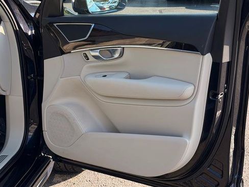 Used 2019 Volvo XC90 T6 Momentum w/ Protection Package Premier AWD/4WD image 34