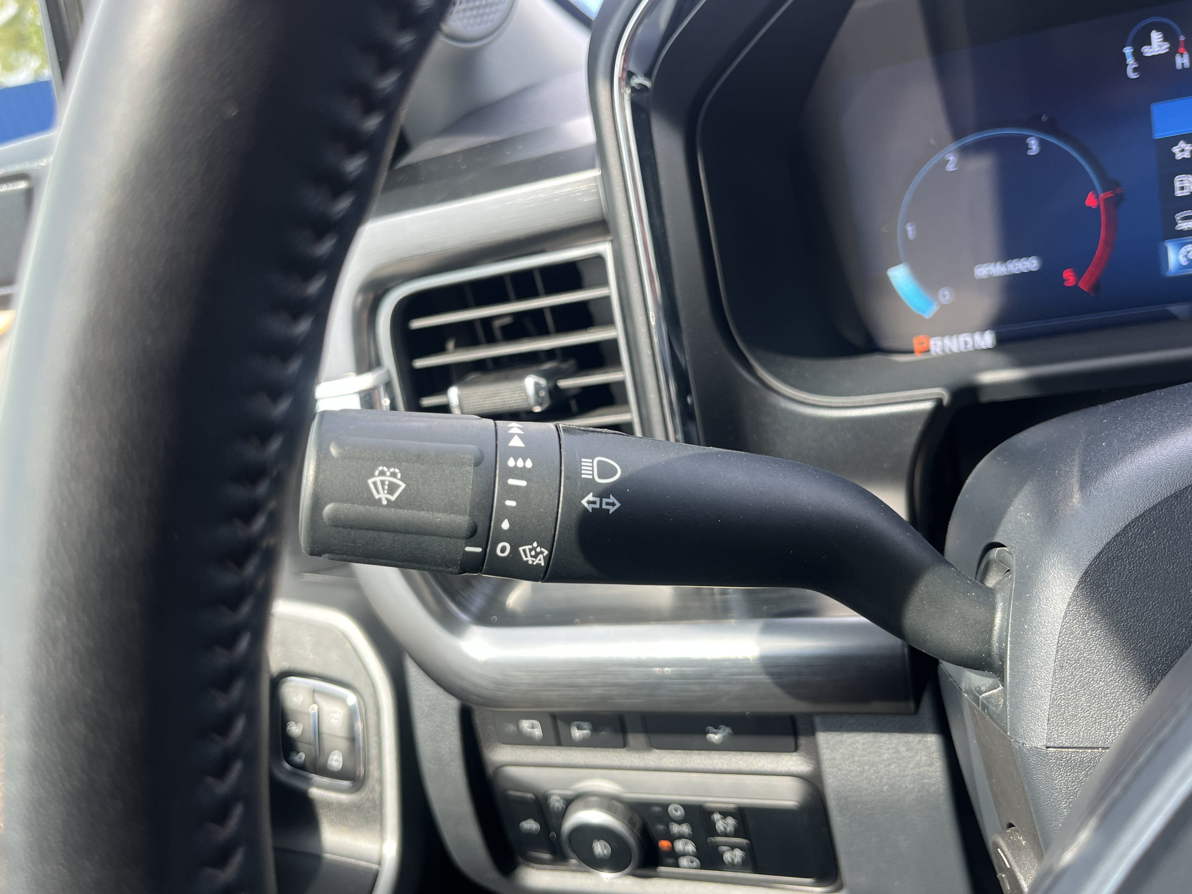 Used 2024 Ford F250 Lariat w/ Lariat Ultimate Package AWD/4WD image 22