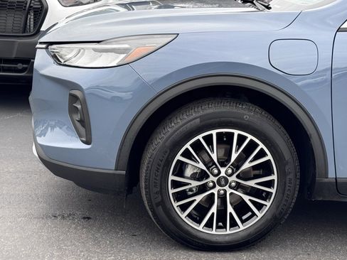 Used 2024 Ford Escape SE image 37