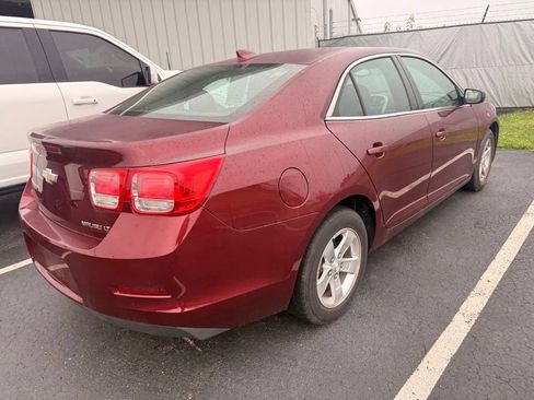 Used 2016 Chevrolet Malibu LT FWD image 4