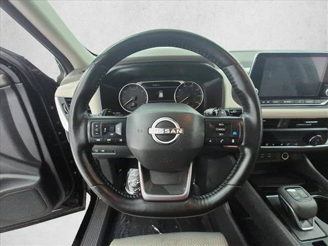 Used 2025 Nissan Rogue SV AWD/4WD image 28