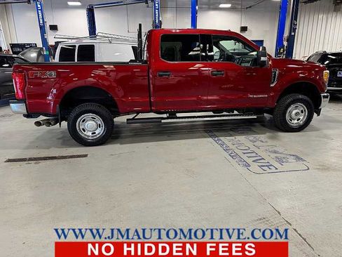Used 2017 Ford F250 XLT w/ XLT Value Package image 6
