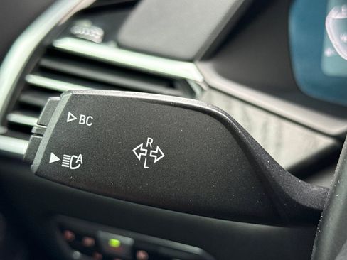 Used 2020 BMW X7 xDrive40i w/ Premium Package image 32