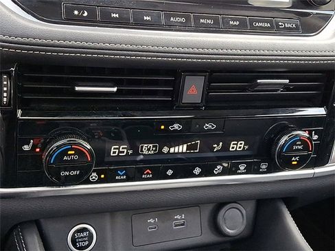 Certified 2022 Nissan Rogue SL w/ SL Premium Package image 17