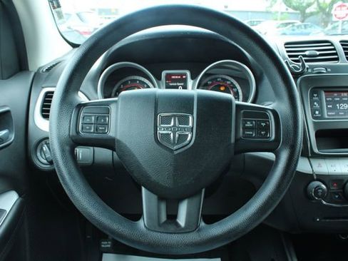 Used 2016 Dodge Journey SXT w/ Comfort/Convenience Group FWD image 20