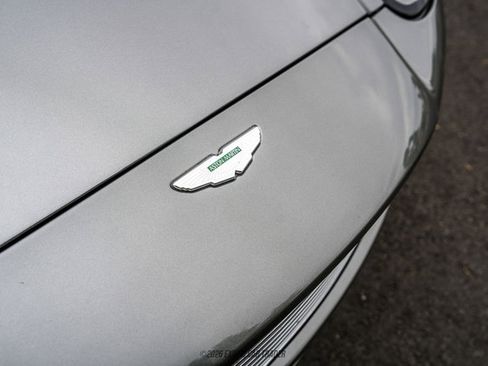 Used 2002 Aston Martin Vanquish RWD image 58