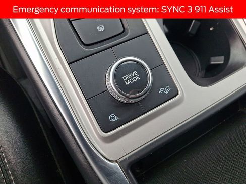 Used 2022 Ford Explorer XLT w/ Equipment Group 202A image 26