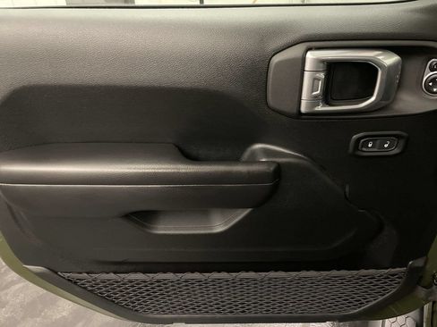 Used 2021 Jeep Wrangler Unlimited Sport AWD/4WD image 13