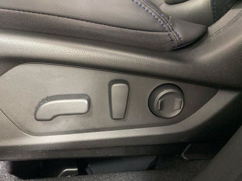 Used 2025 Subaru Forester Limited AWD/4WD image 30