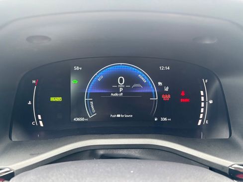 Certified 2025 Toyota Camry LE image 21