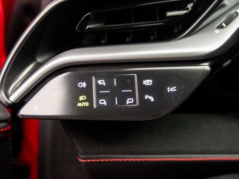 Used 2022 Ferrari SF90 Stradale AWD/4WD image 21