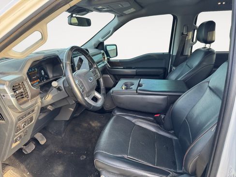 Used 2022 Ford F150 Lariat w/ Equipment Group 501A Mid image 9