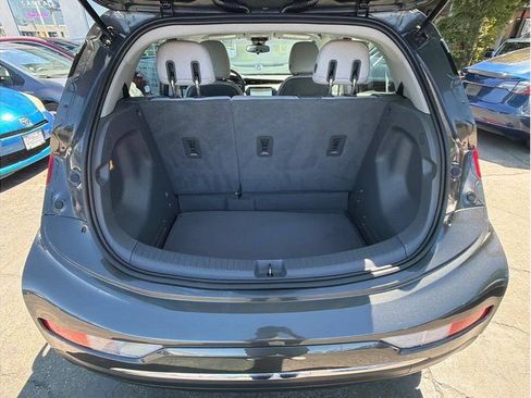 Used 2017 Chevrolet Bolt LT FWD image 15