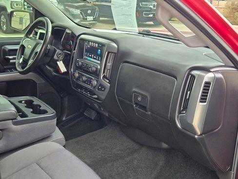 Used 2018 Chevrolet Silverado 1500 LT w/ Texas Edition image 27