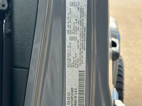 Used 2023 Jeep Gladiator Overland image 32