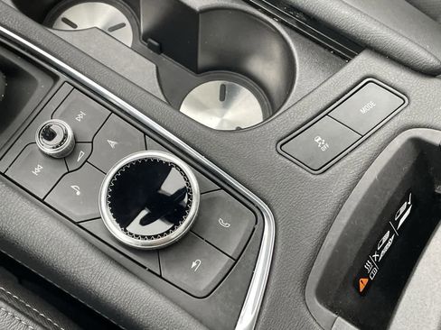 Certified 2024 Cadillac XT6 Premium Luxury w/ LPO, Floor Liner Package image 33