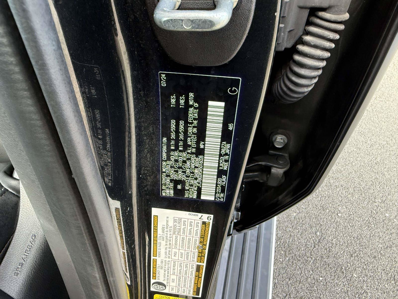 Used 2024 Lexus GX 550 w/ Accessory Package (Z1) AWD/4WD image 31