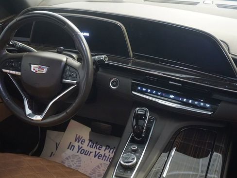 Used 2022 Cadillac Escalade Sport AWD/4WD image 31