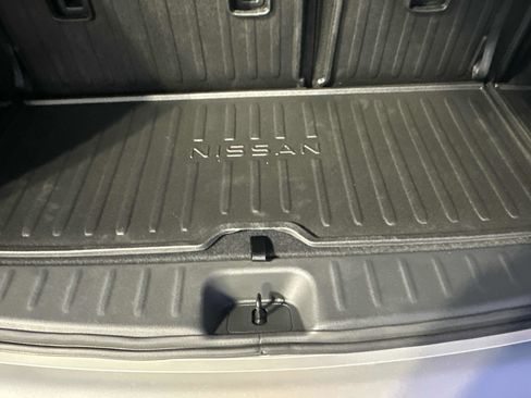 New 2025 Nissan Pathfinder Platinum image 19