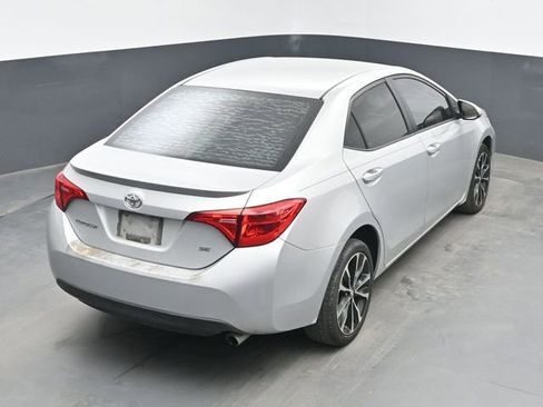Used 2018 Toyota Corolla SE FWD image 25