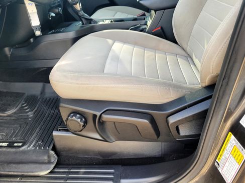 Used 2019 Ford Ranger XLT w/ Equipment Group 301A Mid image 16