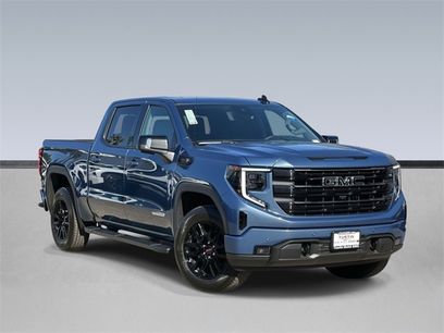 New 2026 GMC Sierra 1500 Elevation w/ Elevation Premium Package