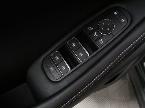 Certified 2025 INFINITI QX60 Luxe AWD/4WD image 17