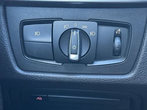 Used 2018 BMW 320i xDrive Sedan image 30