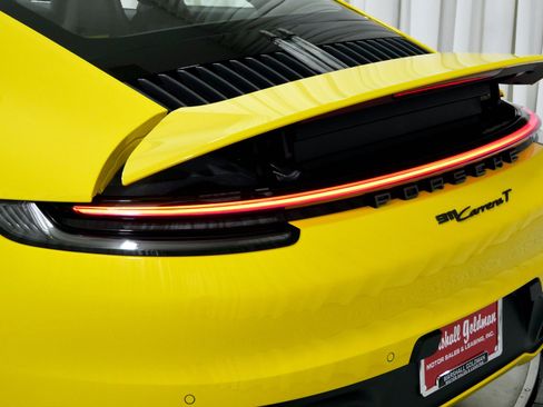 Used 2023 Porsche 911 Carrera T image 38