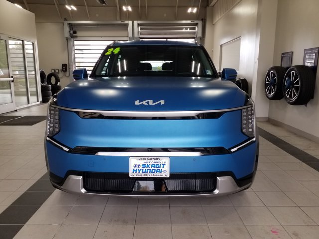 Used 2024 Kia EV9 Land AWD/4WD image 17