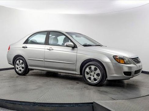 Used 2009 Kia Spectra LX FWD image 11