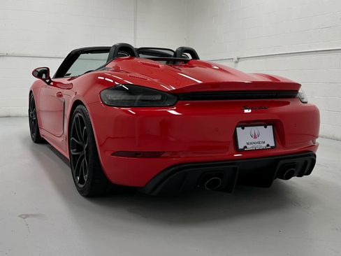 Used 2022 Porsche 718 Boxster Spyder image 8