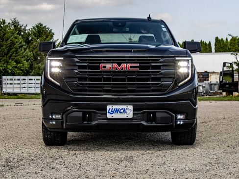 Used 2023 GMC Sierra 1500 Elevation AWD/4WD image 5
