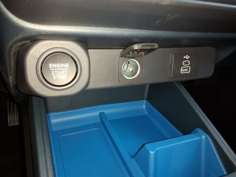 New 2025 Ford Maverick XLT w/ Equipment Group 301A image 23